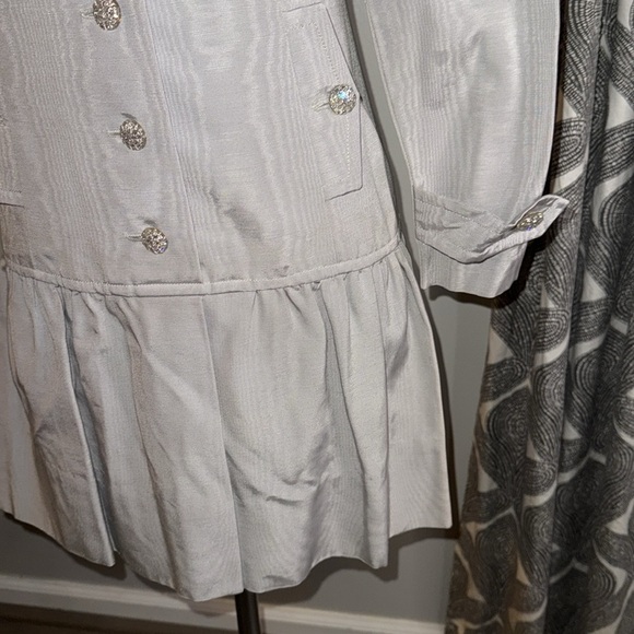 Vintage 1960’s Muted Silver Taffeta Mini Dress - Picture 4 of 12